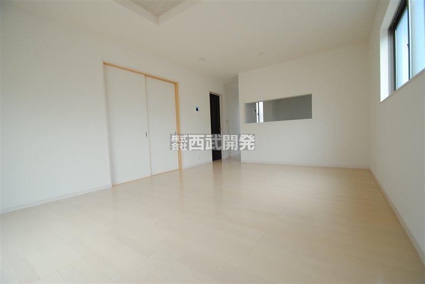 Same specifications photos (living). Color ・ Arrangement and the like will differ. For more details, please contact us.