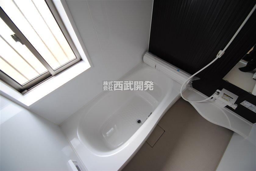Same specifications photo (bathroom)