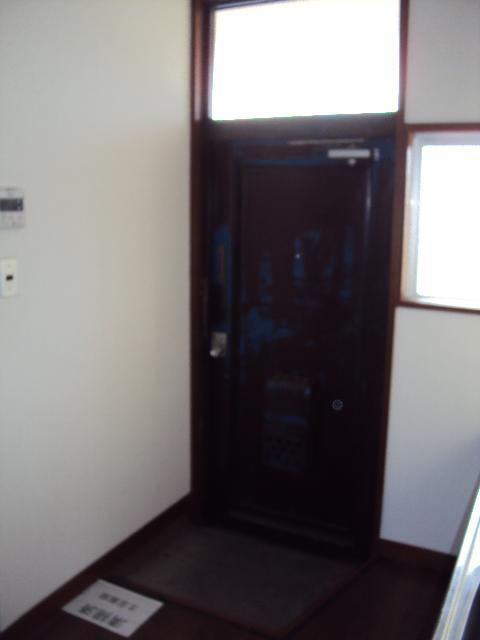 Entrance. Entrance (same type)