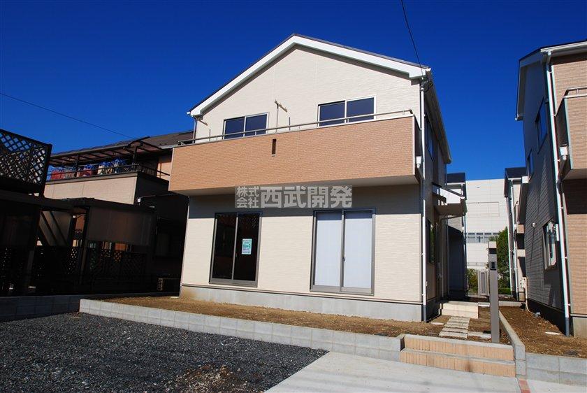 Local appearance photo. Local (11 May 2013) Shooting