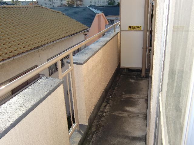 Balcony. Spacious balcony of good per yang