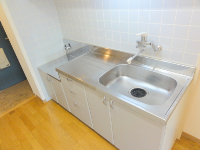 Kitchen. Wide type of kitchen, Ease of use is good!