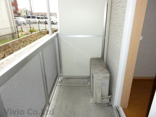 Balcony. It is an independent balcony.