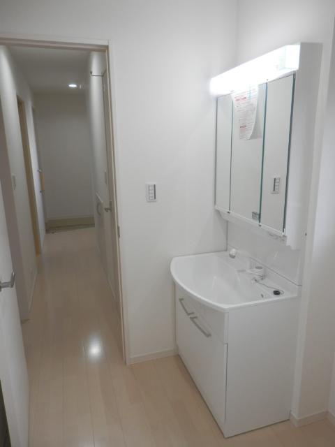 Same specifications photos (Other introspection). (1 Building) same specification