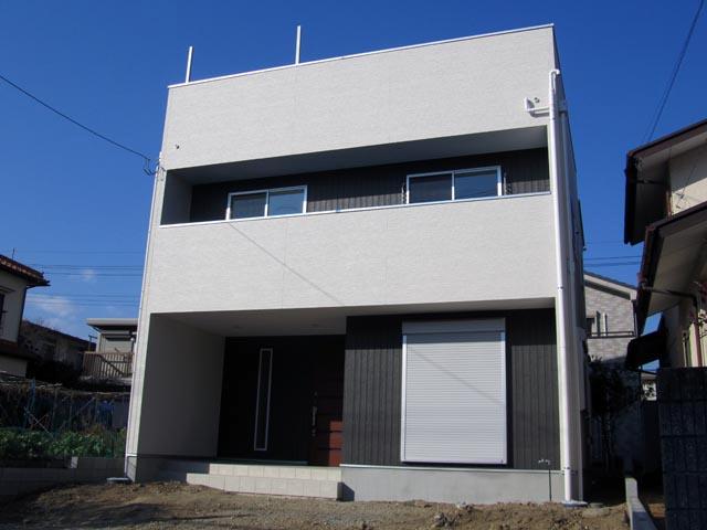 Local appearance photo. Local (12 May 2013) Shooting