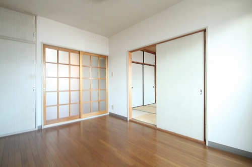 Living and room. Our HP⇒http /  / www.t-apapla.com / 