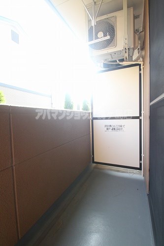 Balcony. Apamanshop Tsurugashima shop TEL: 049-233-7511