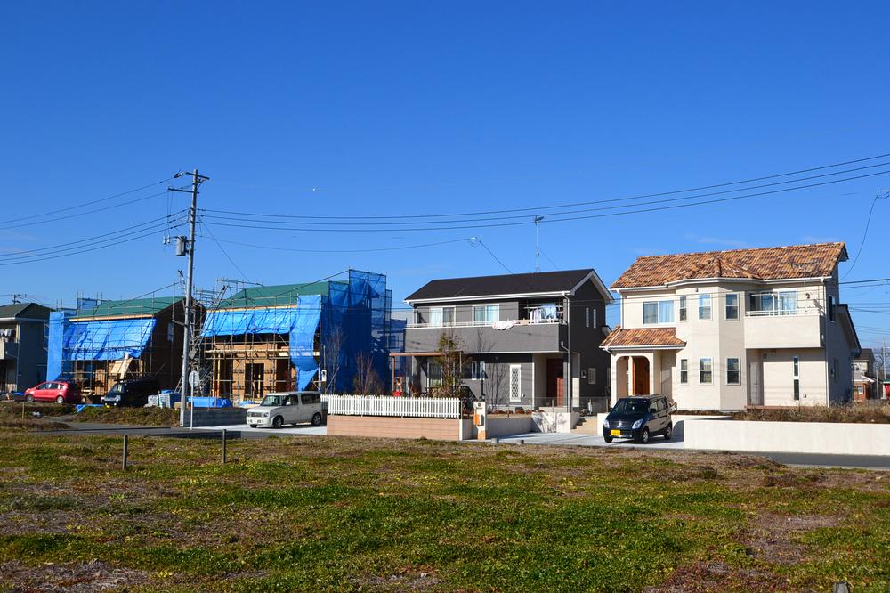 Local appearance photo. Local (12 May 2013) Shooting