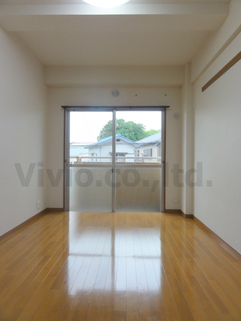 Other room space. Western-style can also be used widely