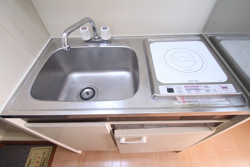 Kitchen. Same building ・ Another room is a picture of (the reform) of the room. 