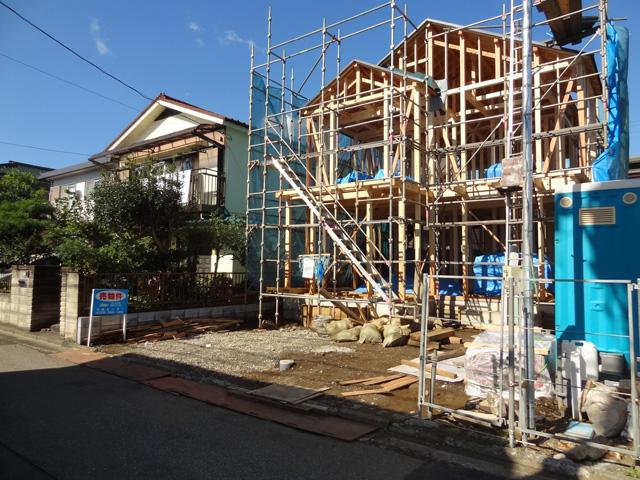 Local appearance photo. Local (10 May 2013) Shooting