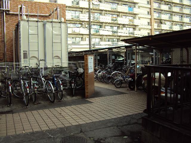 Other common areas. Place for storing bicycles