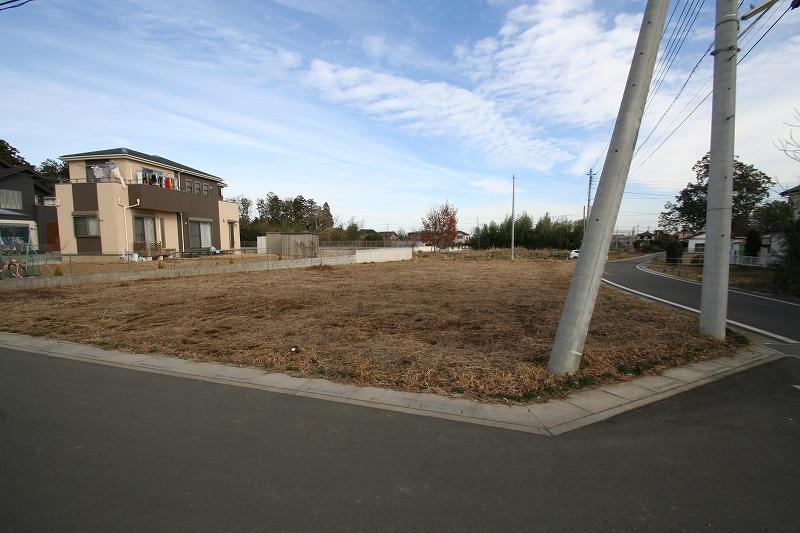 Local photos, including front road