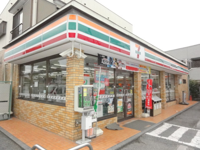 Convenience store. Seven-Eleven Sakado Honcho store up (convenience store) 924m