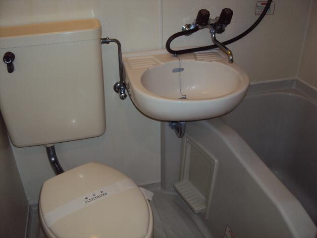 Bath. bus ・ toilet