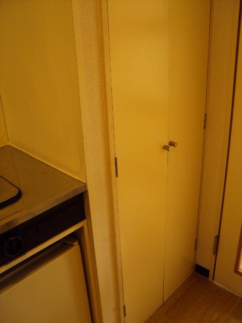 Receipt. Kitchen storage