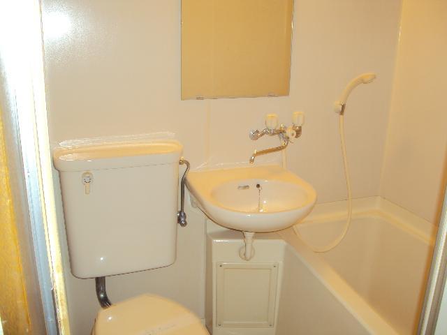 Bath. bus ・ toilet