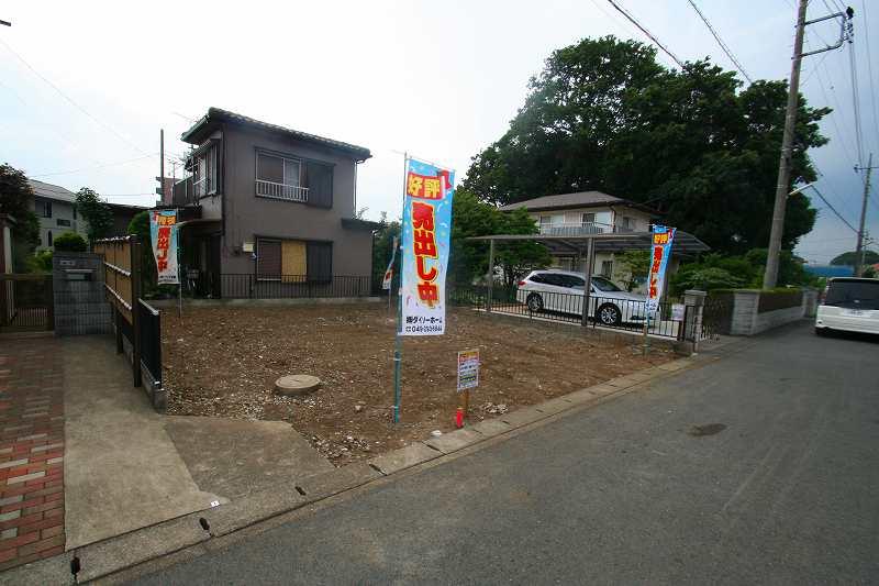 Local photos, including front road