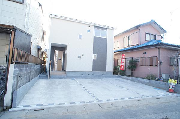 Local photos, including front road