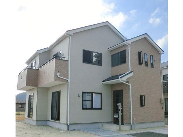 Rendering (appearance). Same manufacturer construction cases