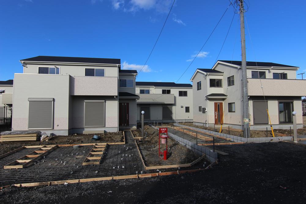 Local appearance photo. Local (12 May 2013) shooting 2, 3, 4 Building appearance