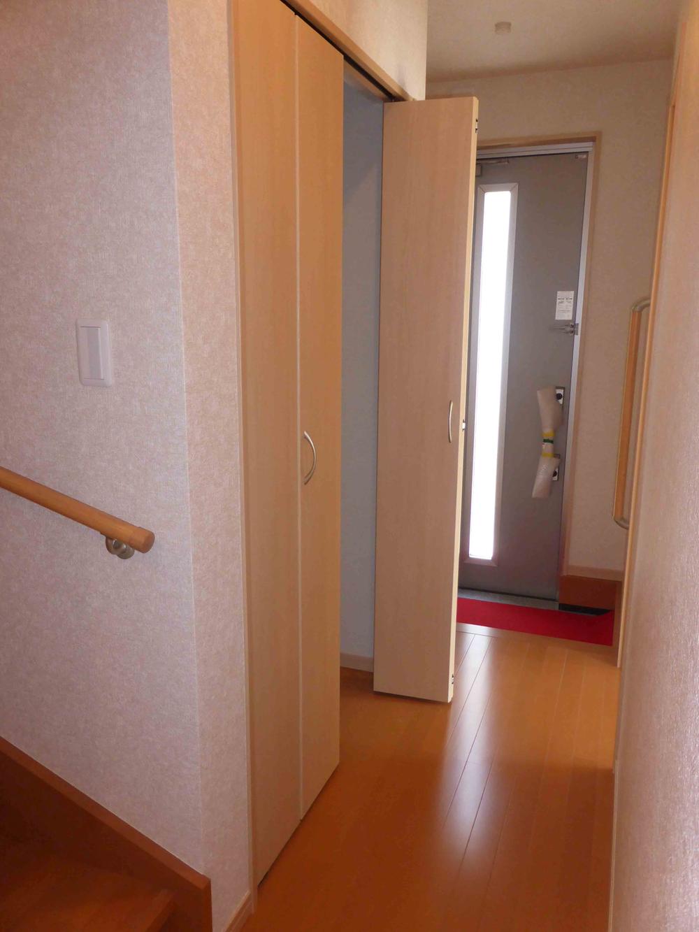 Receipt. Example of construction. Storage enhancement such as a hall housing