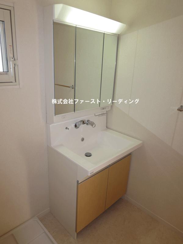 Wash basin, toilet. Vanity shampoo dresser It is with the mirror anti-fog function! (December 15, 2013) Shooting