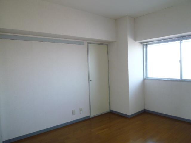 Other room space. Western style room