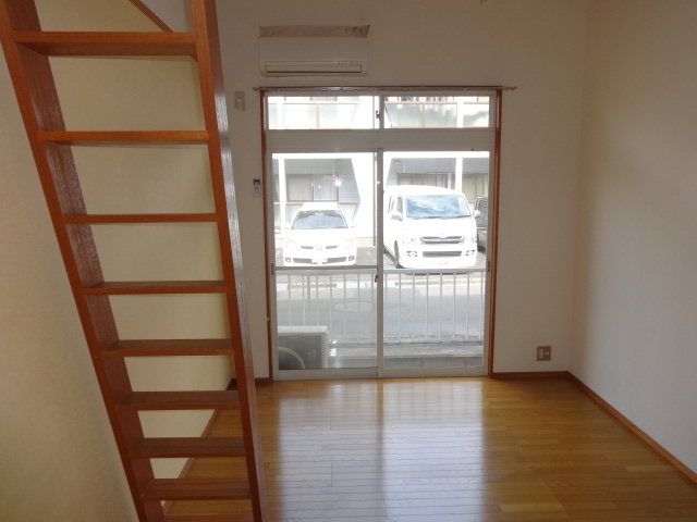 Living and room. The same type