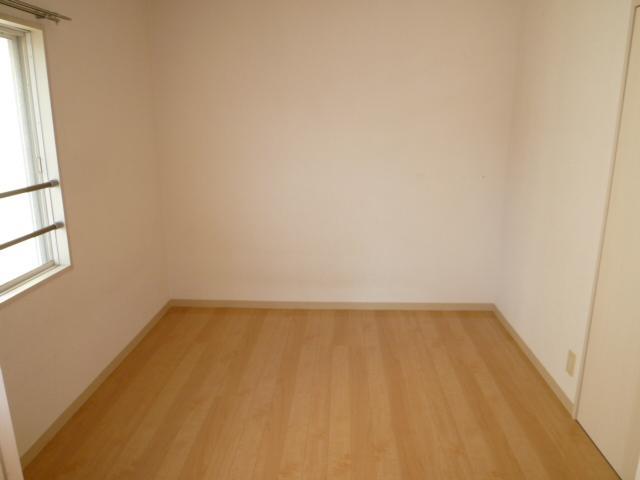 Other room space. Western-style 3