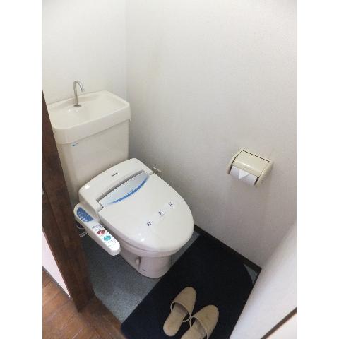 Toilet