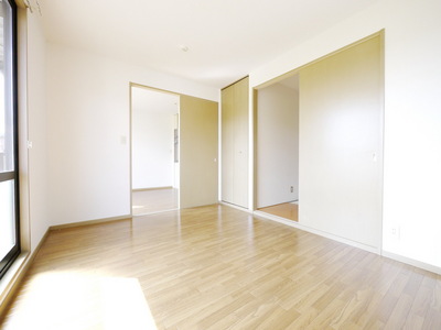 Living and room. room! 