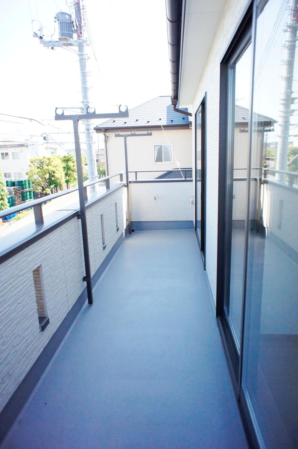 Balcony. Local (July 2013) Shooting