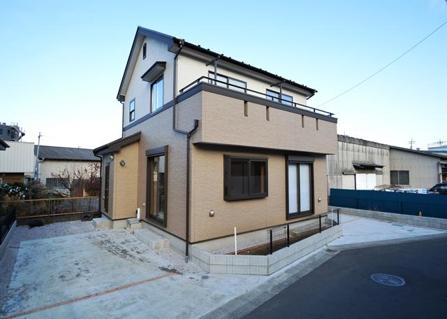 Local appearance photo. Local (12 May 2013) Shooting