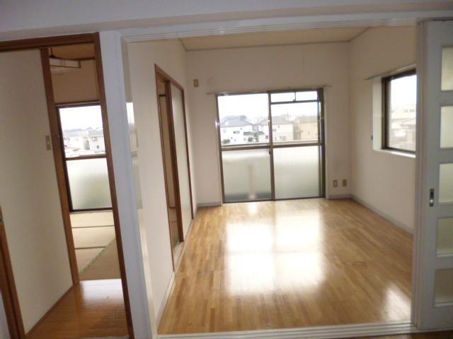 Living and room. Western style room