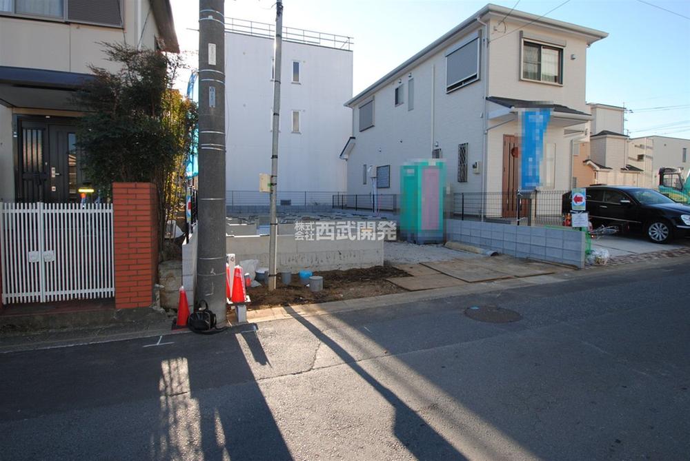 Local appearance photo. Local (12 May 2013) Shooting