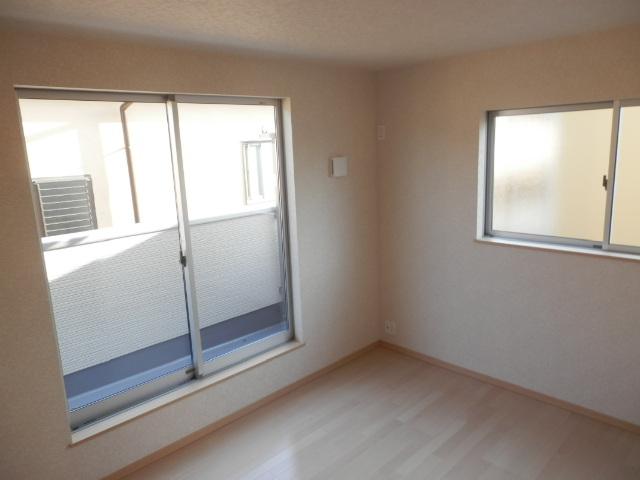 Non-living room. Indoor (September 2013) Shooting