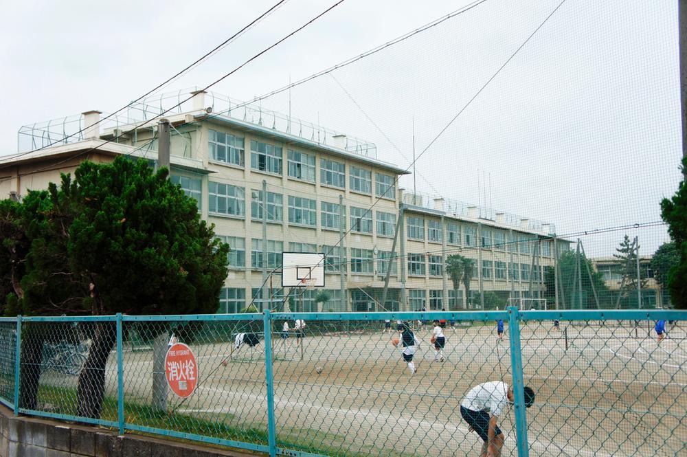 Junior high school. Sayama municipal Iruma until junior high school 1252m