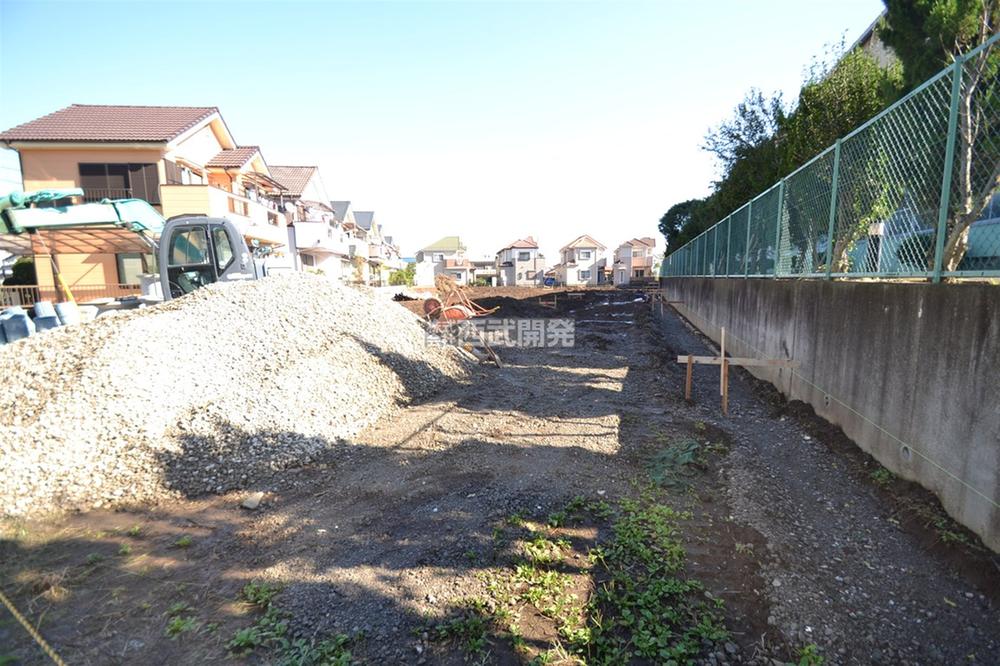 Local land photo. Local (10 May 2013) Shooting