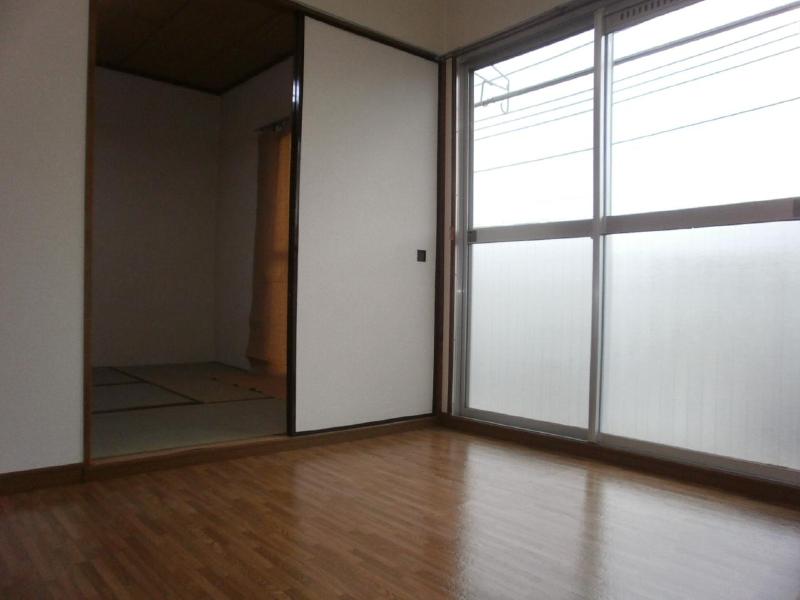 Other room space. Room 2