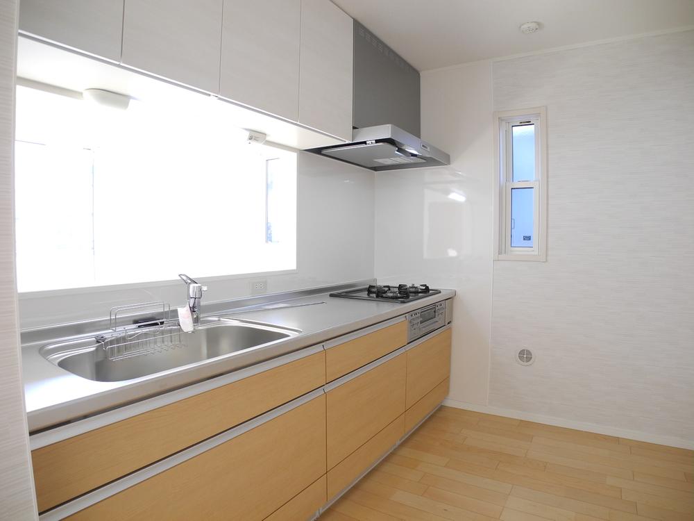 Same specifications photo (kitchen).  ☆ Scheduled to be completed the end of December ☆   ※ Kitchen example  Face-to-face conversation also in cooking is bouncy