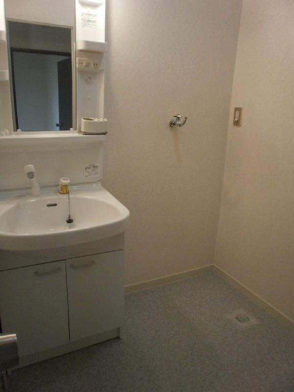 Washroom. Dressing room