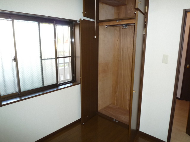 Other room space. Western-style 4.2 Pledge