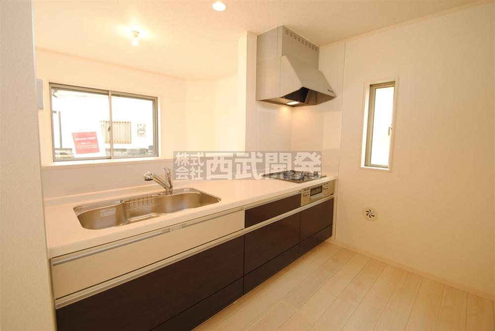 Kitchen. Indoor (10 May 2013) Shooting Building 2