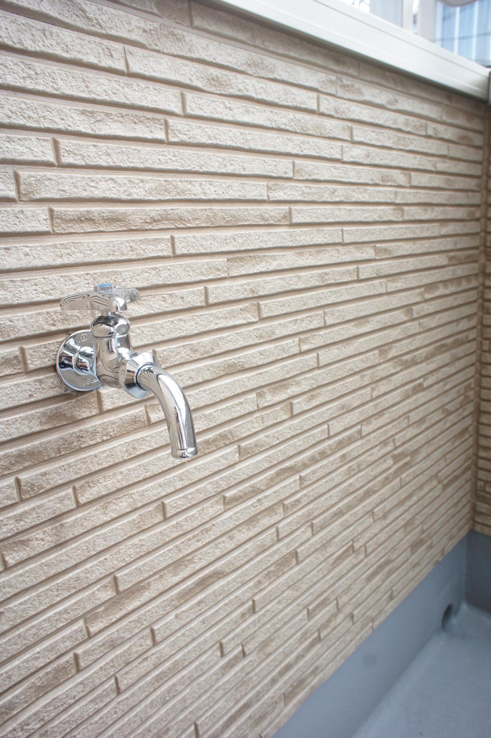 Balcony. Local (September 2013) Shooting