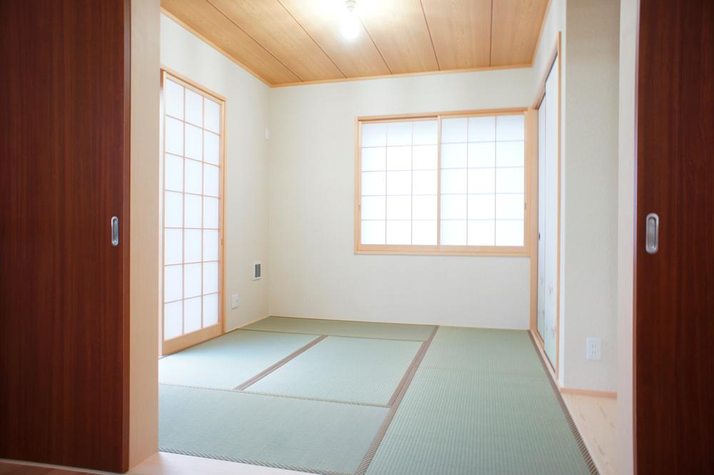 Non-living room. Indoor (10 May 2013) Shooting