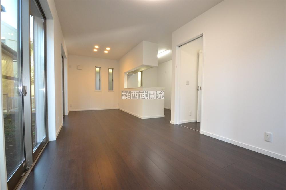 Living. Indoor (11 May 2013) Shooting