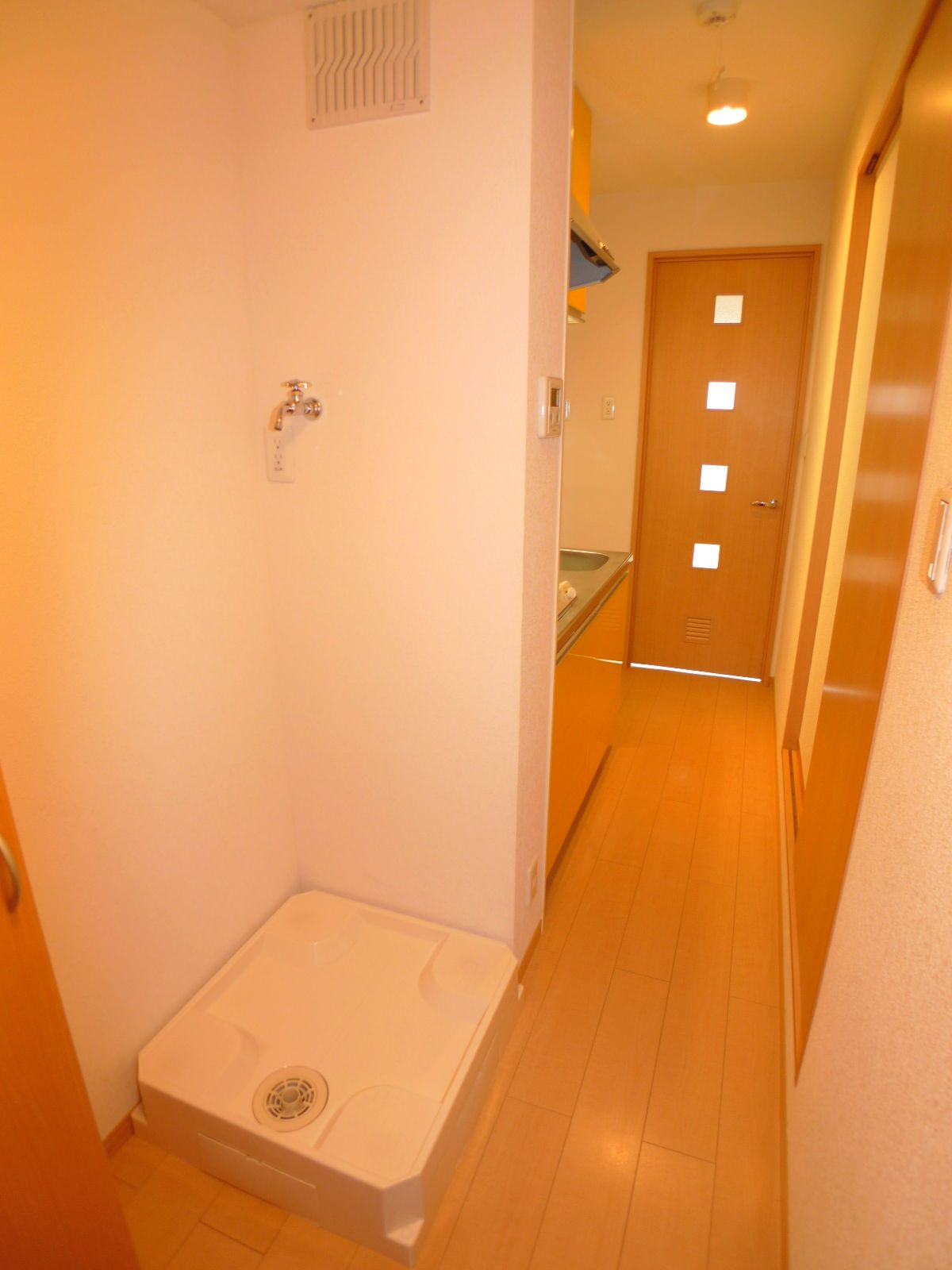 Entrance. Corridor part