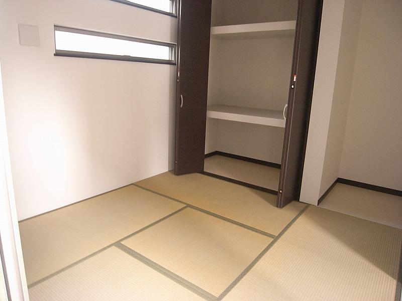 Non-living room. Indoor (June 2013) Shooting