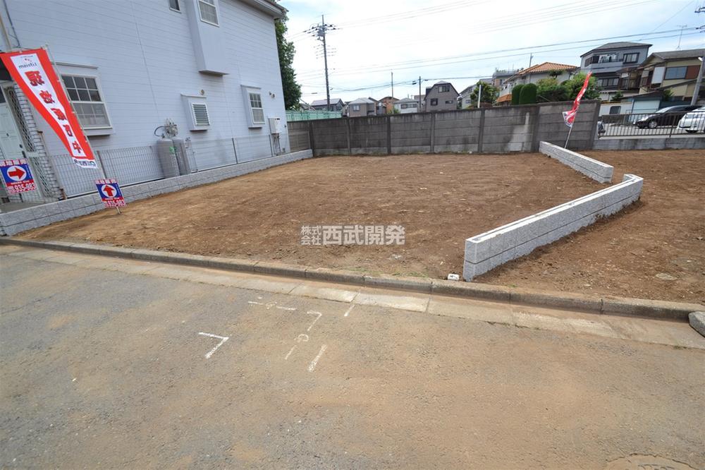 Local photos, including front road. Local No. 1 place (July 2013) Shooting